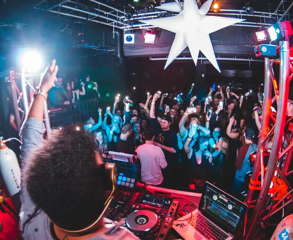 เข้าใจบริบทของร้านได้ดี